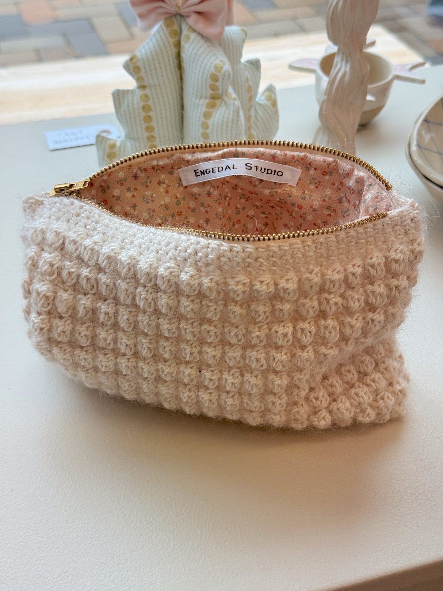 Bubble Clutch, standard | Offwhite