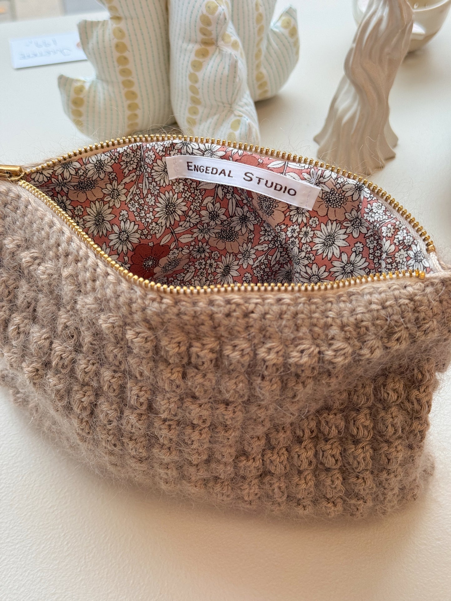 Bubble Clutch, standard | Beige