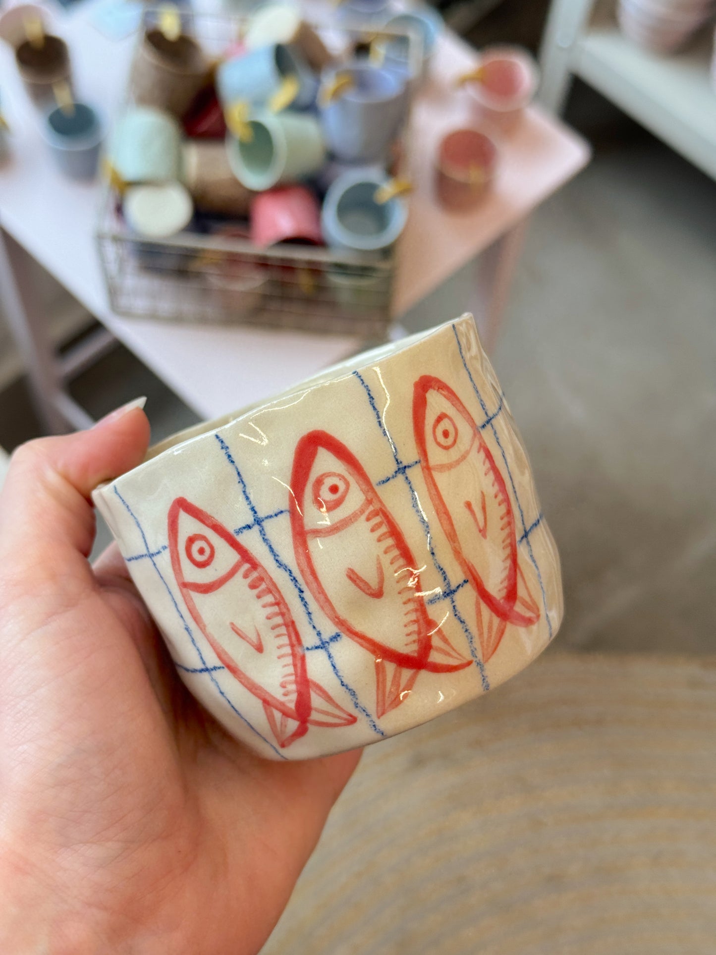 Kop med fisk | Uden hank