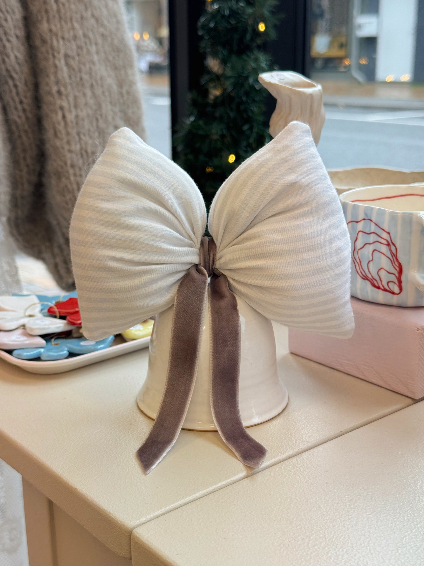 Vintage klokke med sløjfe