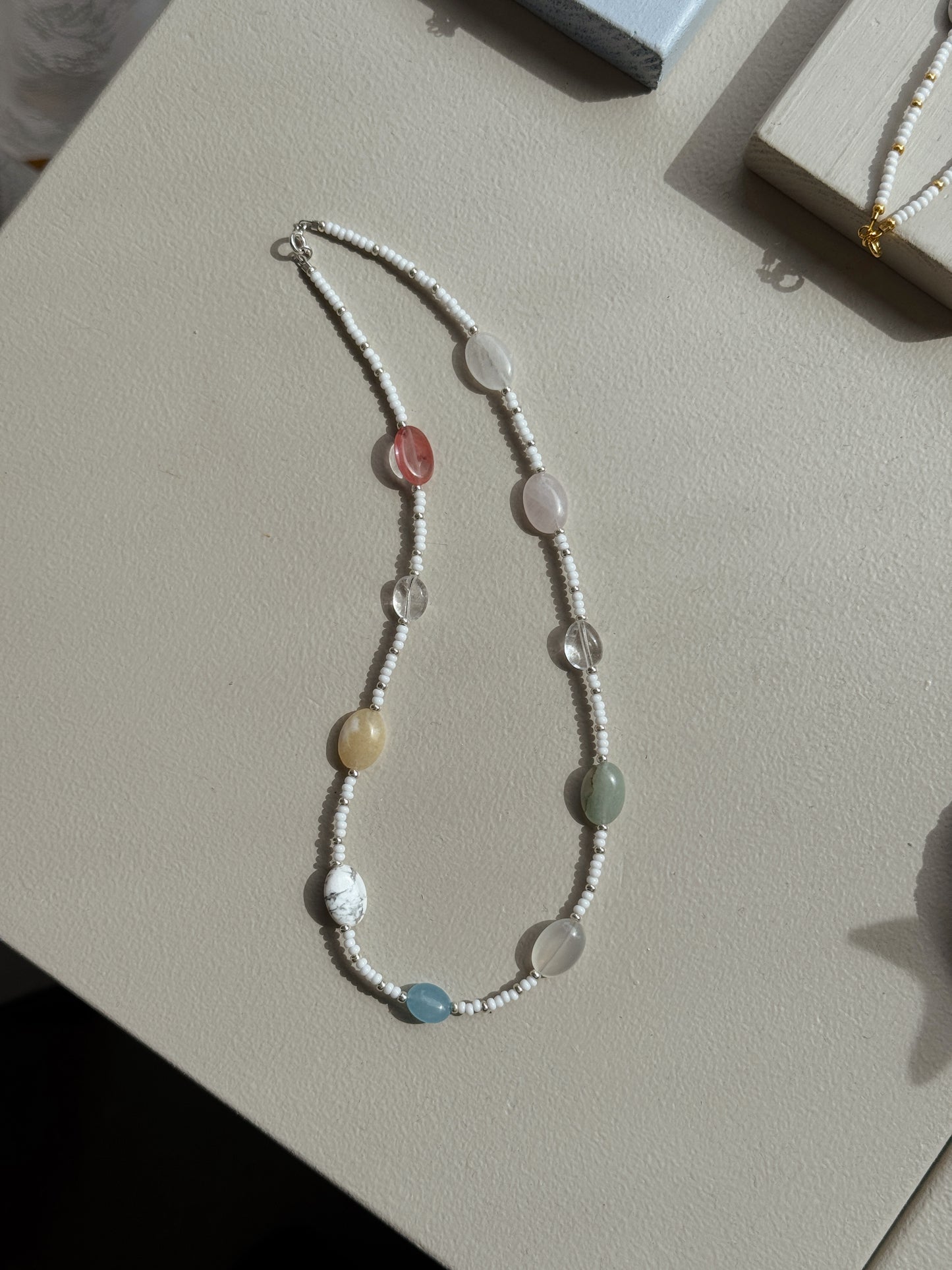 Halskæde White/Stone | No. 3
