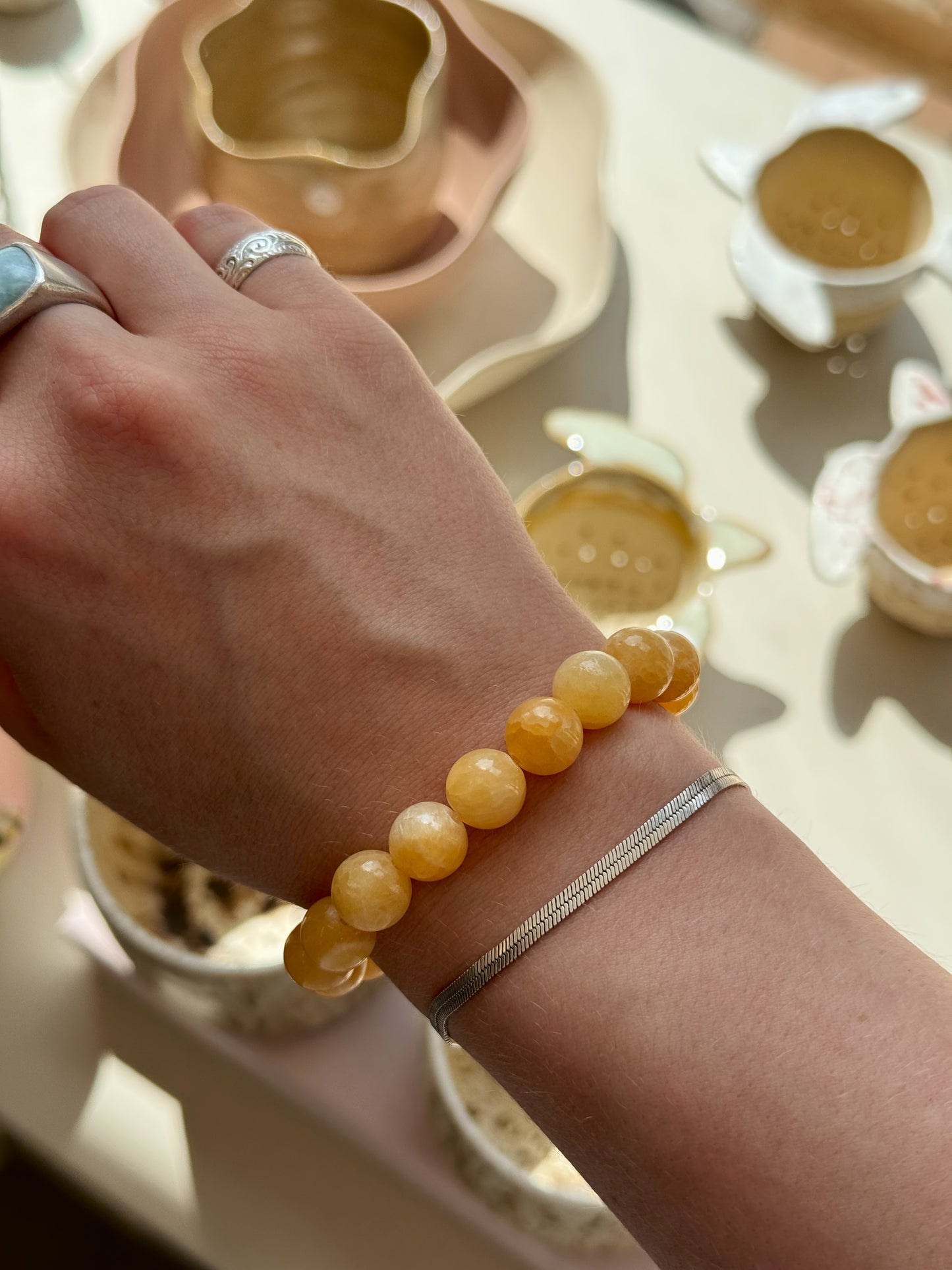 Armbånd m. natursten | Gul