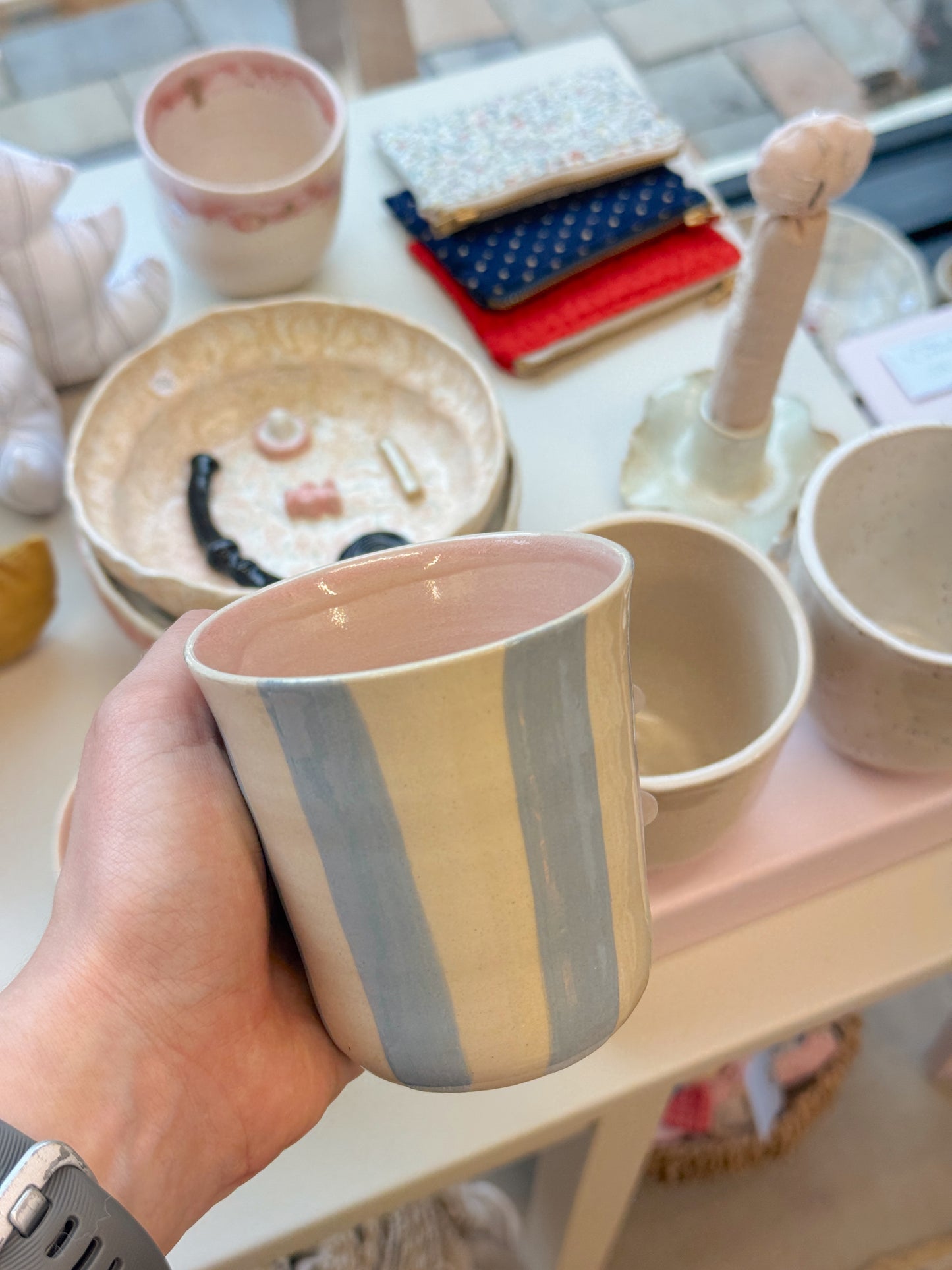 Høj kop | Blå striber