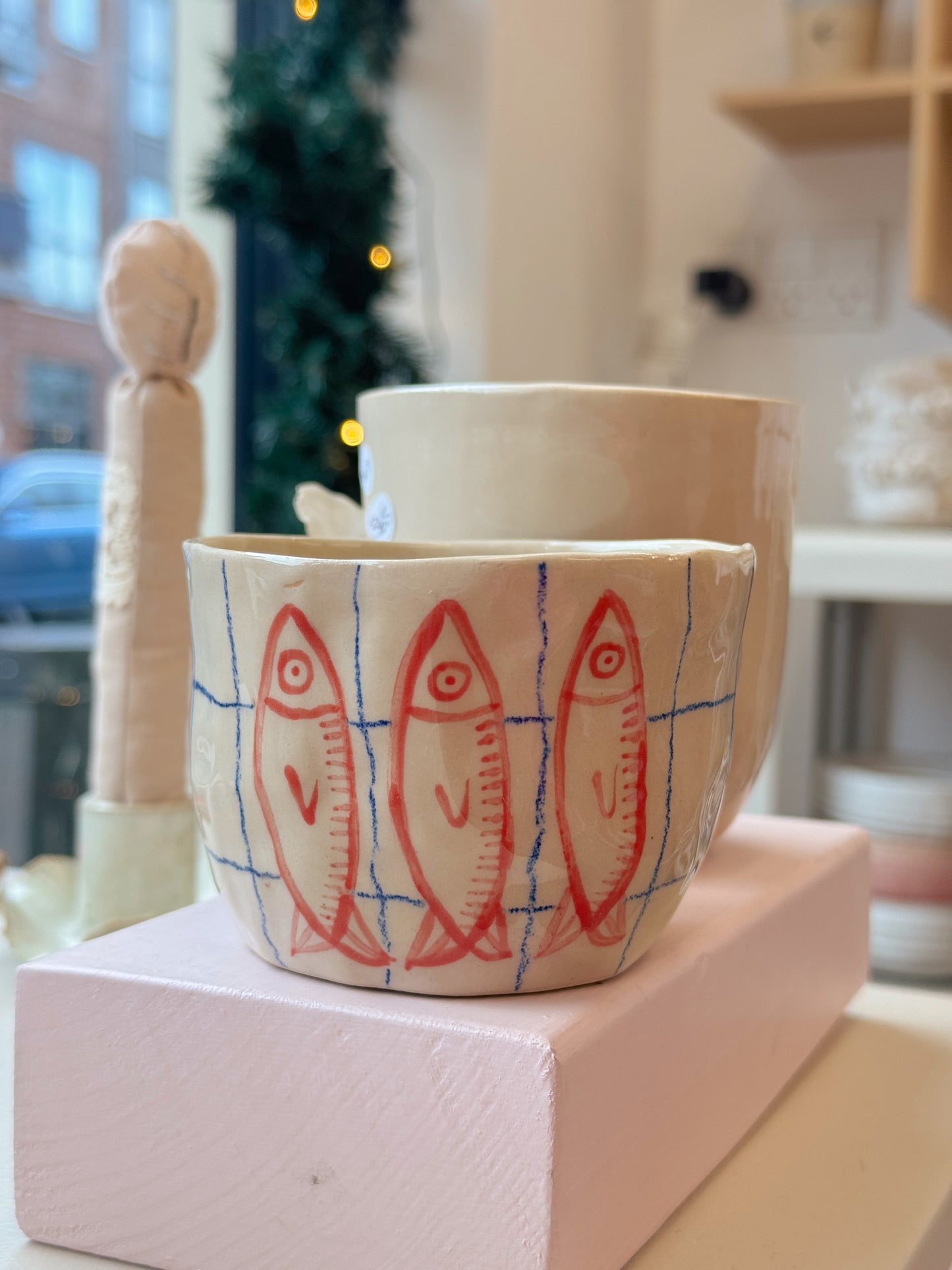 Kop med fisk | Uden hank