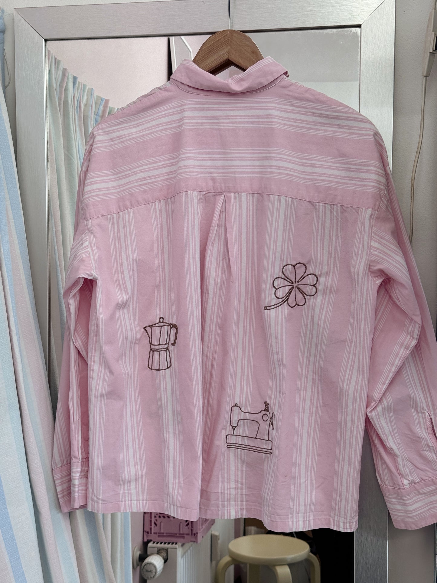 Skjorte m. broderi | Small