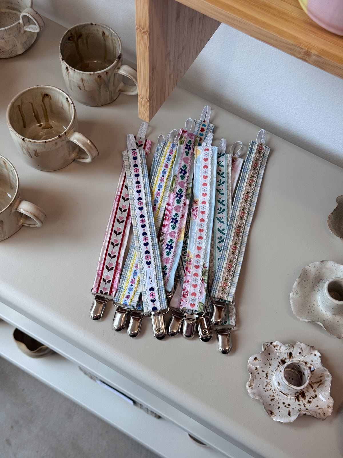 Pacifier clips