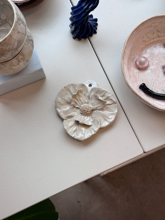 Relief | Vægophæng