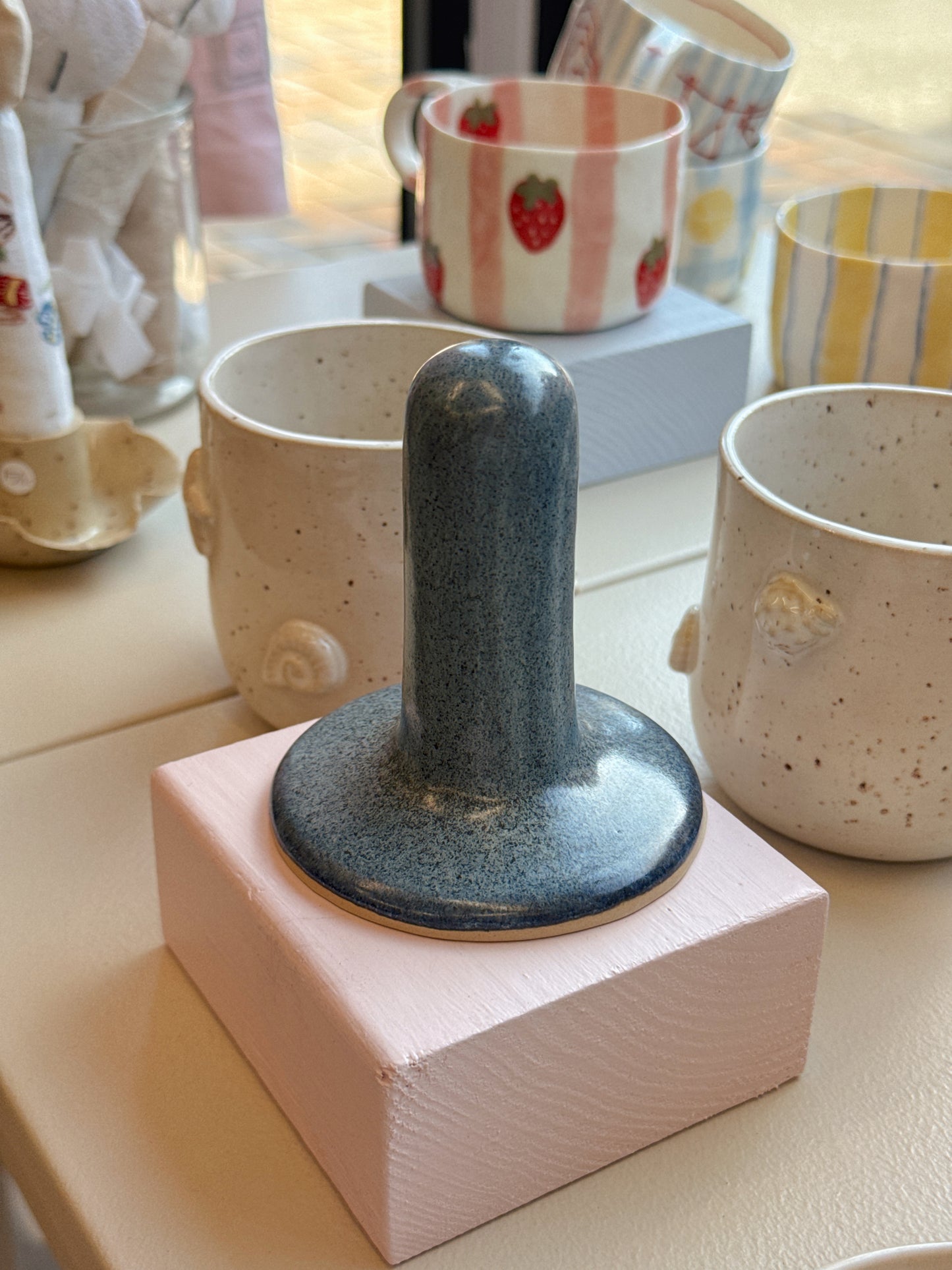 Egg donut holder