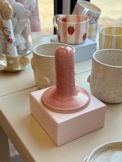 Egg donut holder