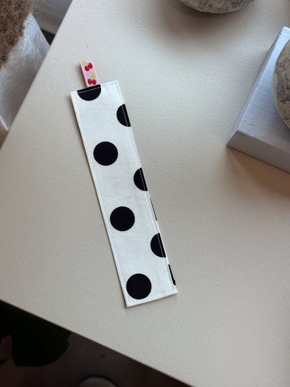 Pacifier clips