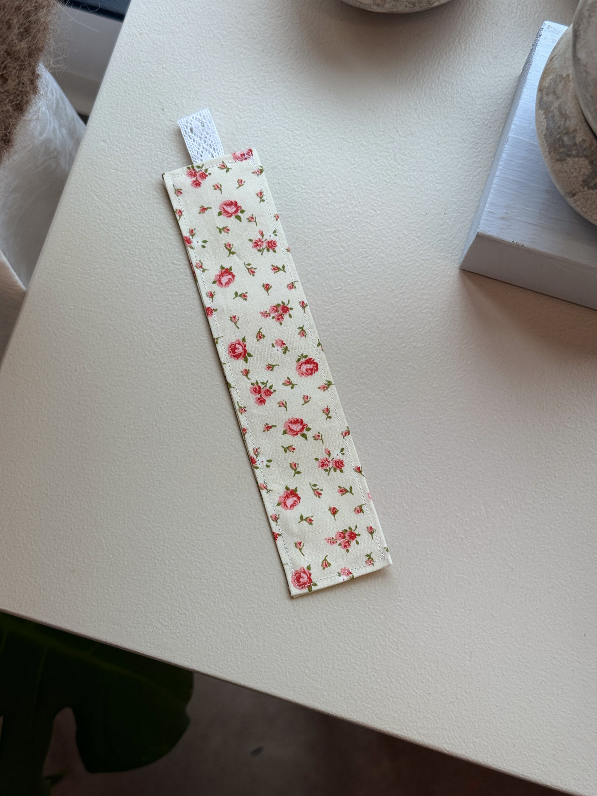 Pacifier clips