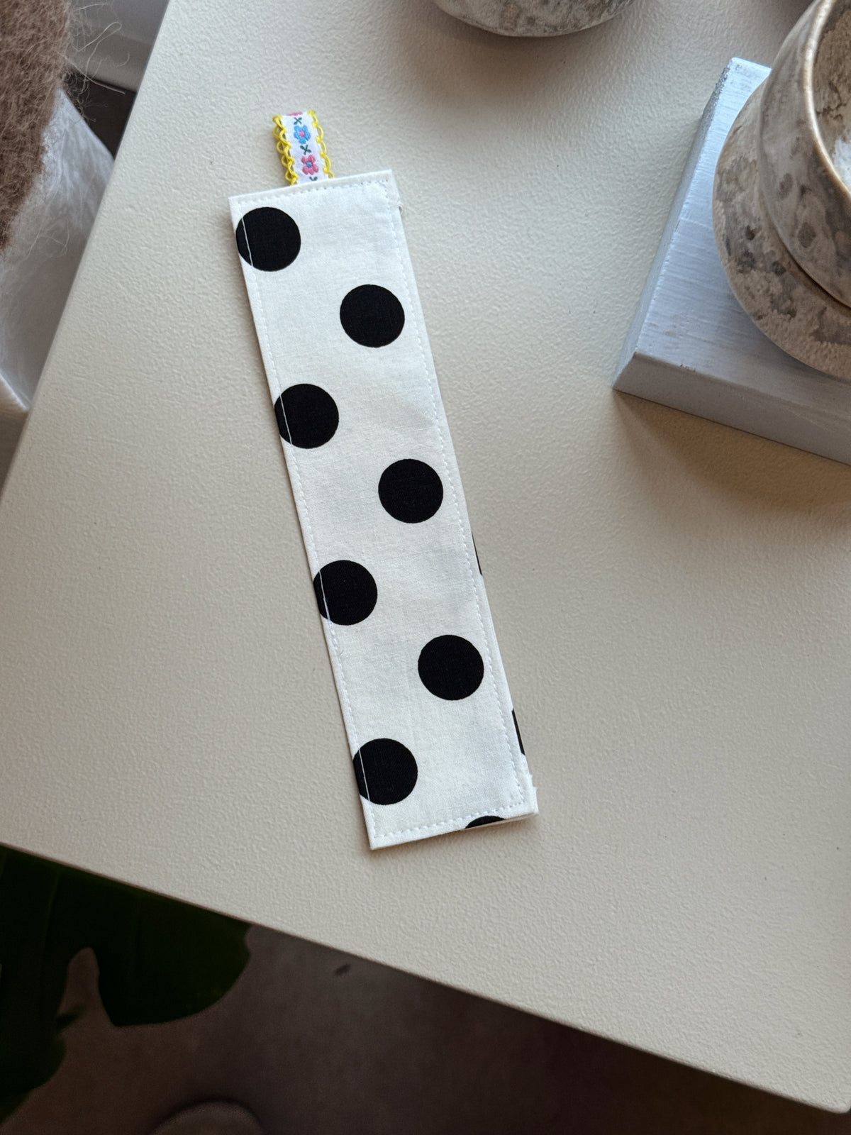 Pacifier clips