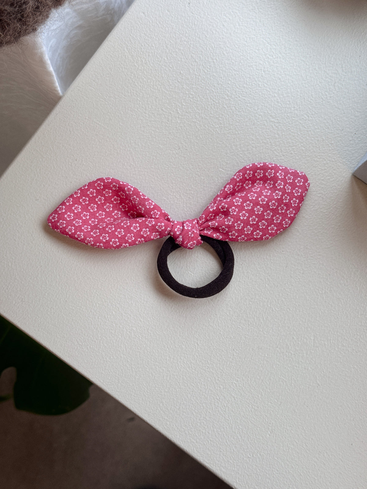 Pacifier clips