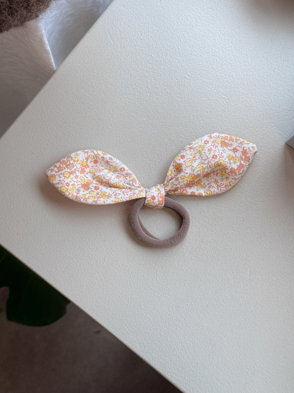 Pacifier clips