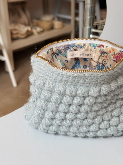 Bubble clutch | Lyseblå