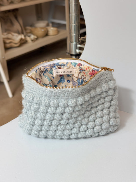 Bubble clutch | Lyseblå