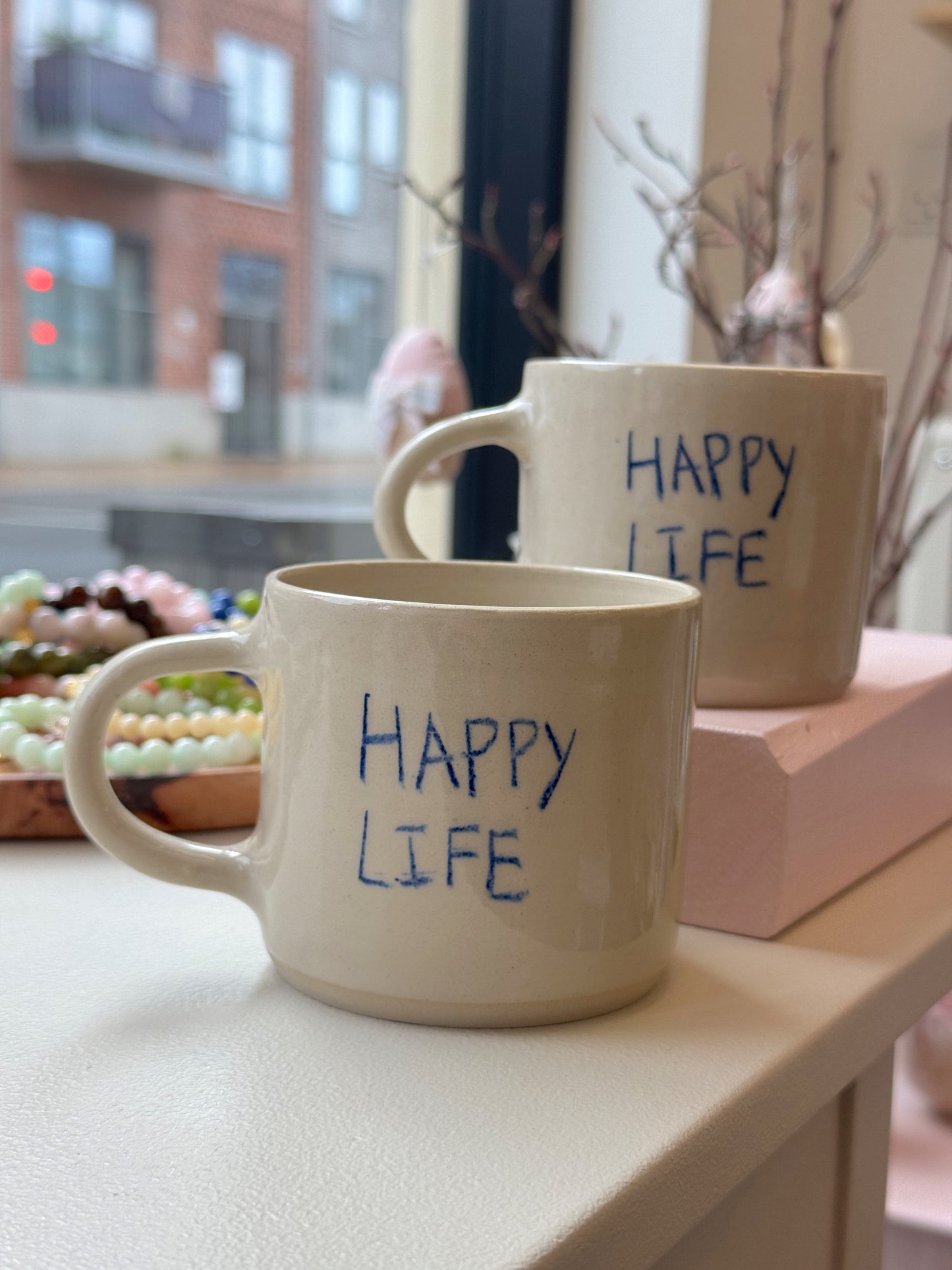 Kop med hank "HAPPY LIFE"