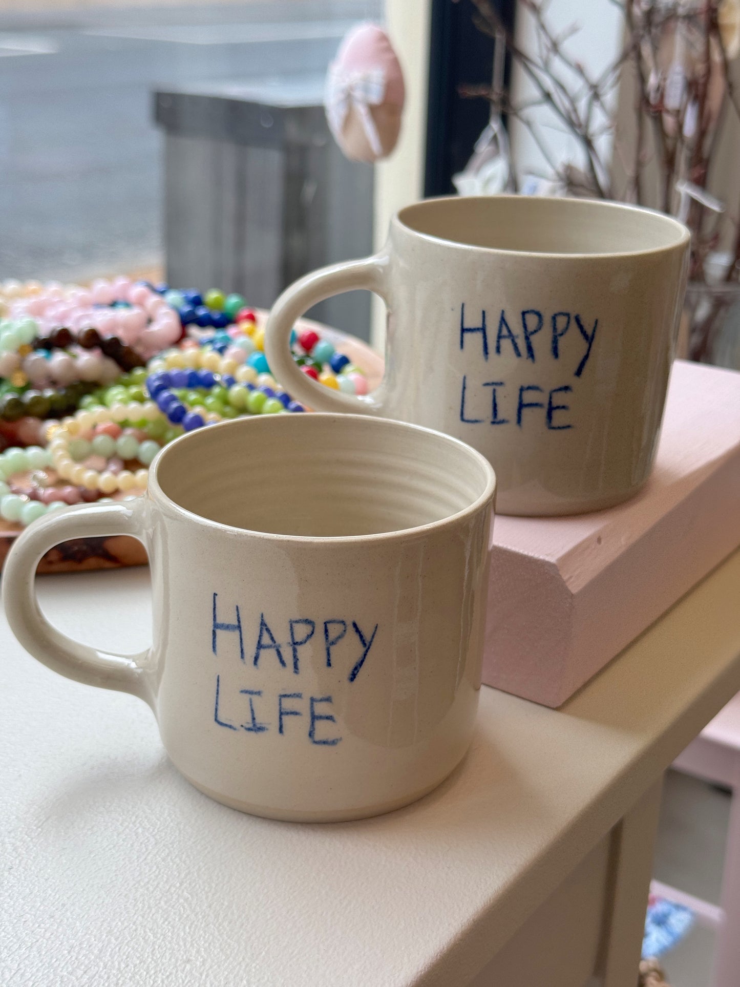 Kop med hank "HAPPY LIFE"