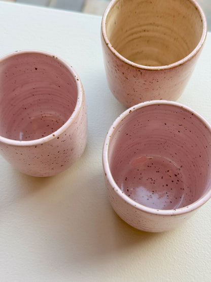 Cortado krus | Sart lyserød