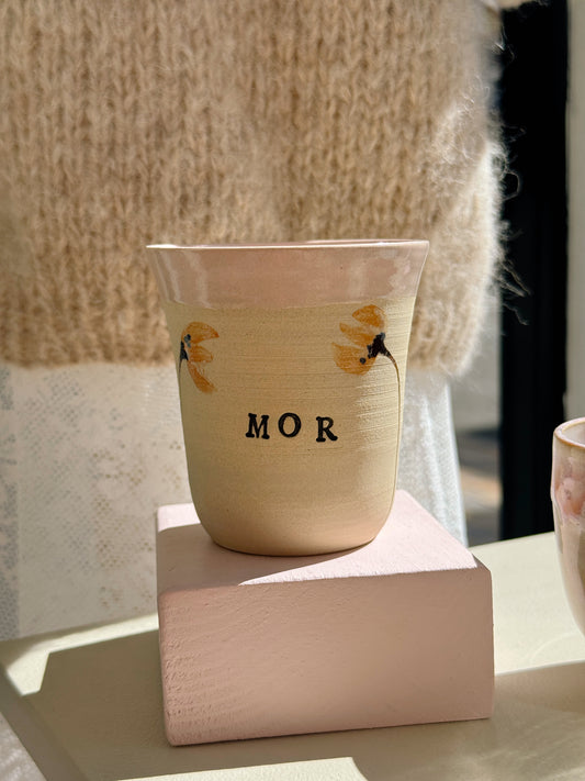 Tall cup | Swallows