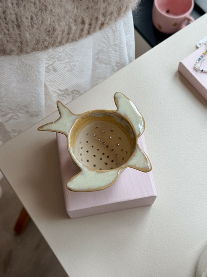 Thesis no. 02 | Handmade ceramics