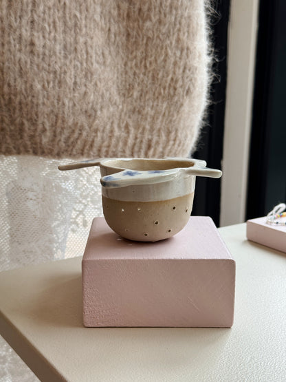 Thesis no. 02 | Handmade ceramics