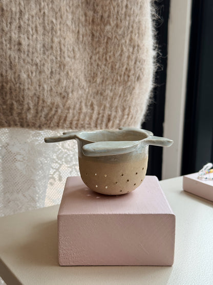 Thesis no. 02 | Handmade ceramics