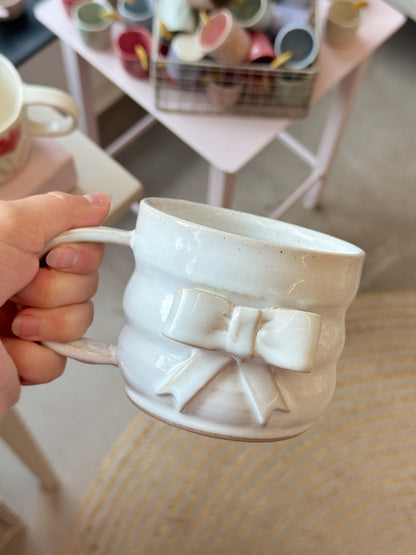 Sløjfekop m. hank | No. 3