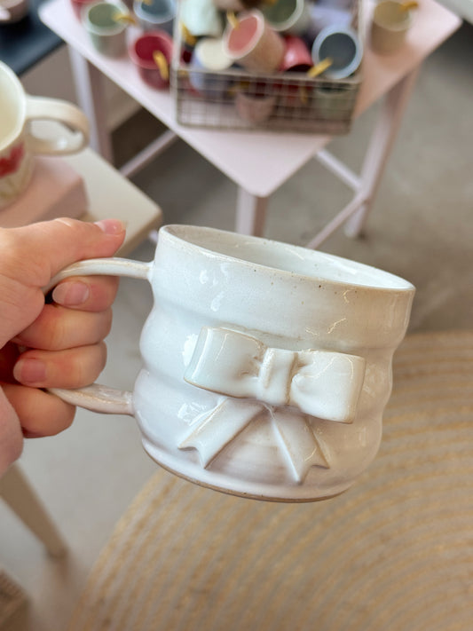 Sløjfekop m. hank | No. 3