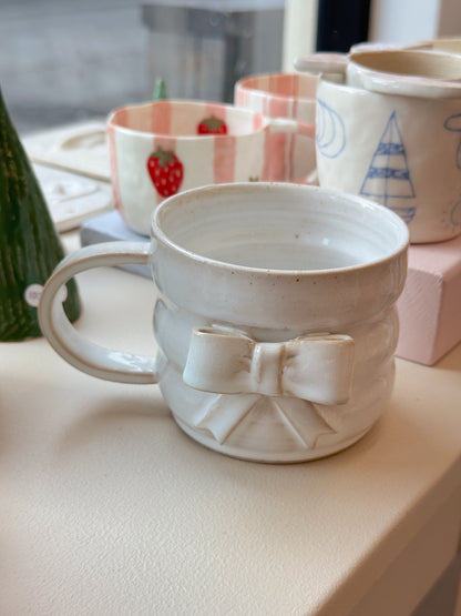 Sløjfekop m. hank | No. 3