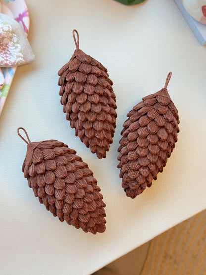 DIY æske, kogler i crepepapir