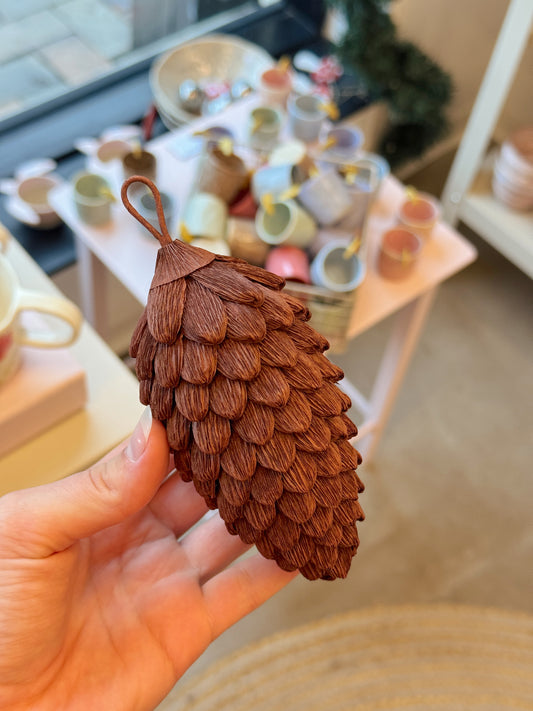 DIY æske, kogler i crepepapir