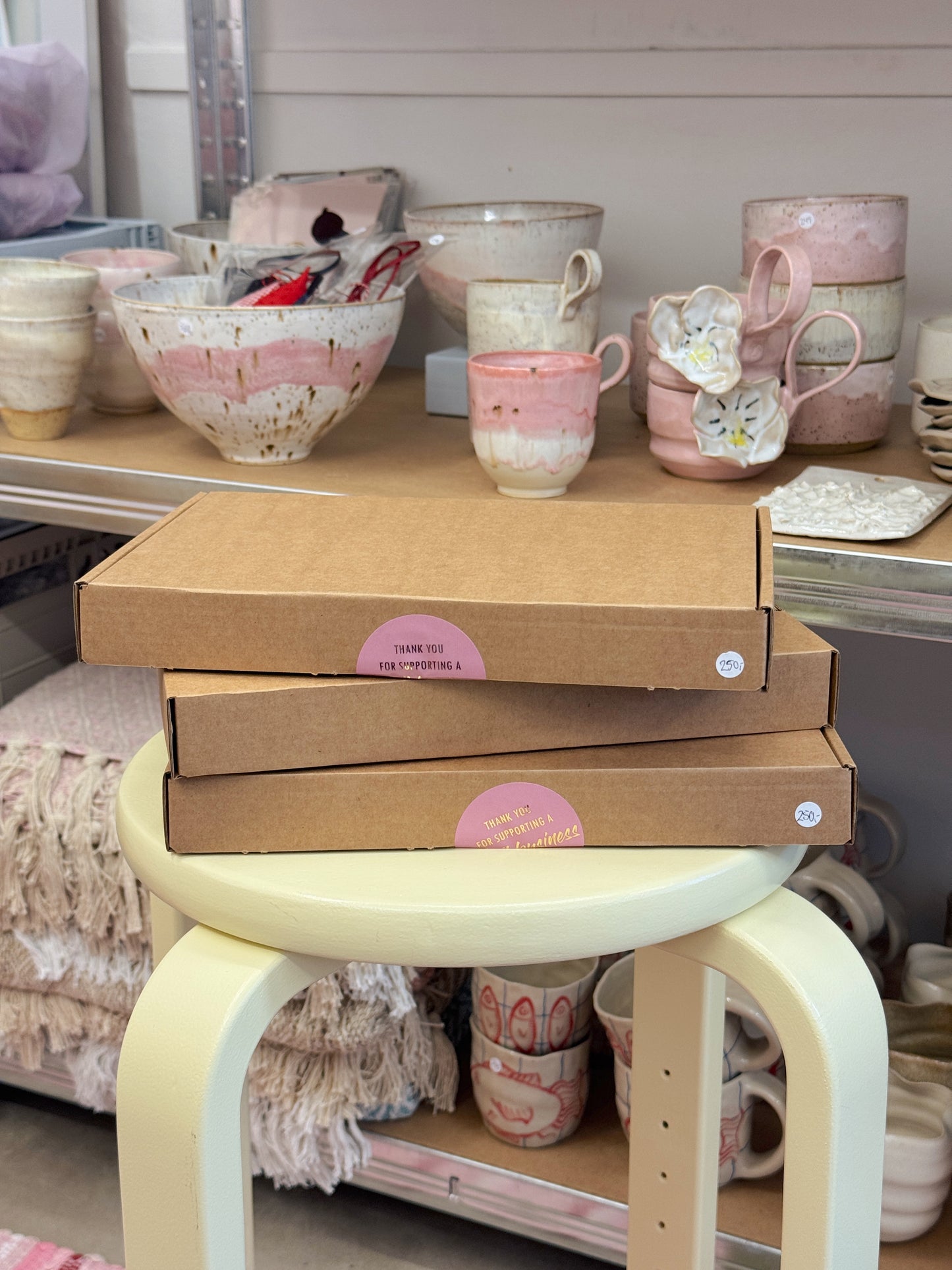 DIY æske, kogler i crepepapir