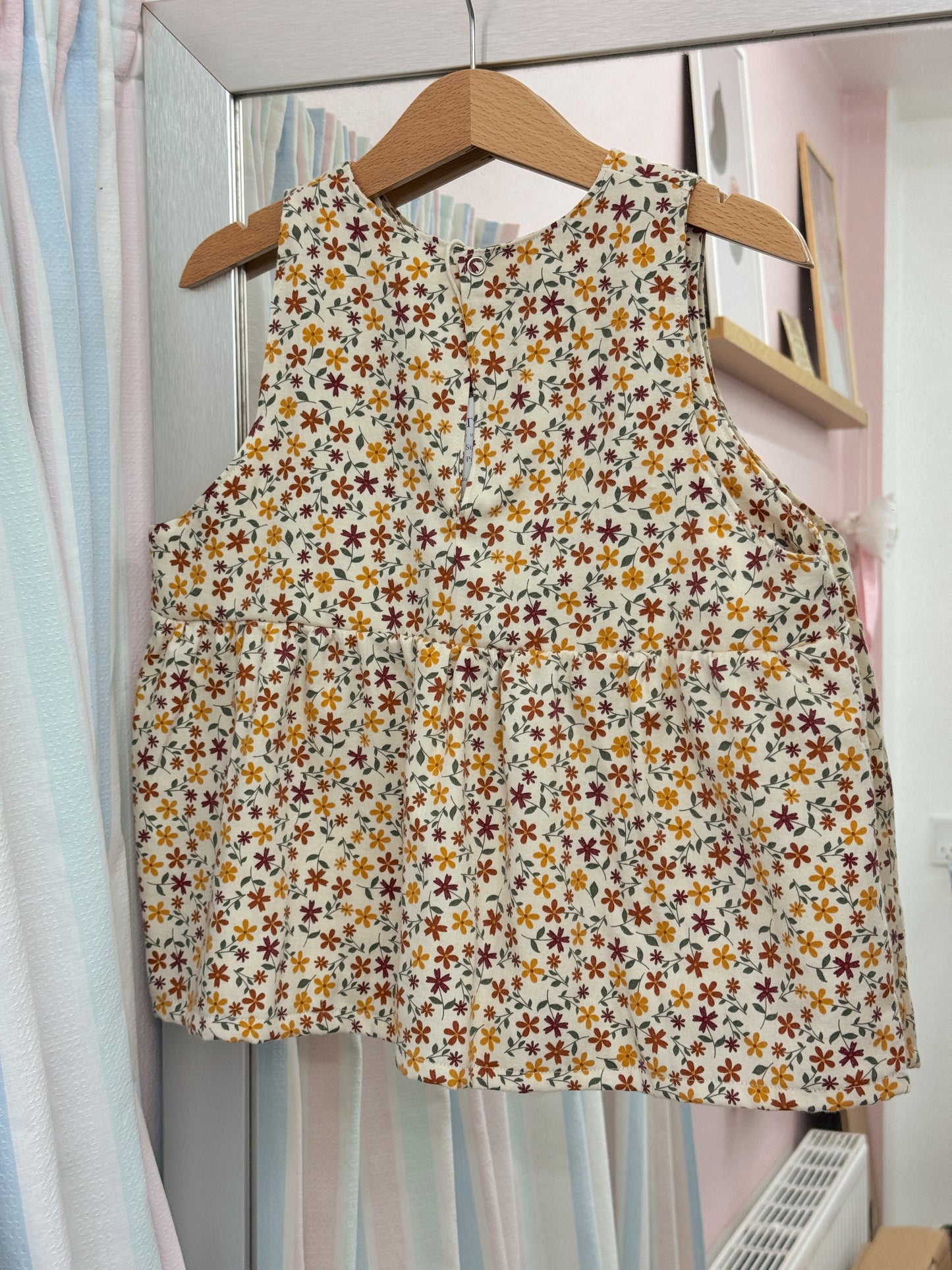 MUGGI, top | Size 4-6 years