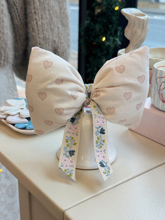 Vintage klokke med sløjfe