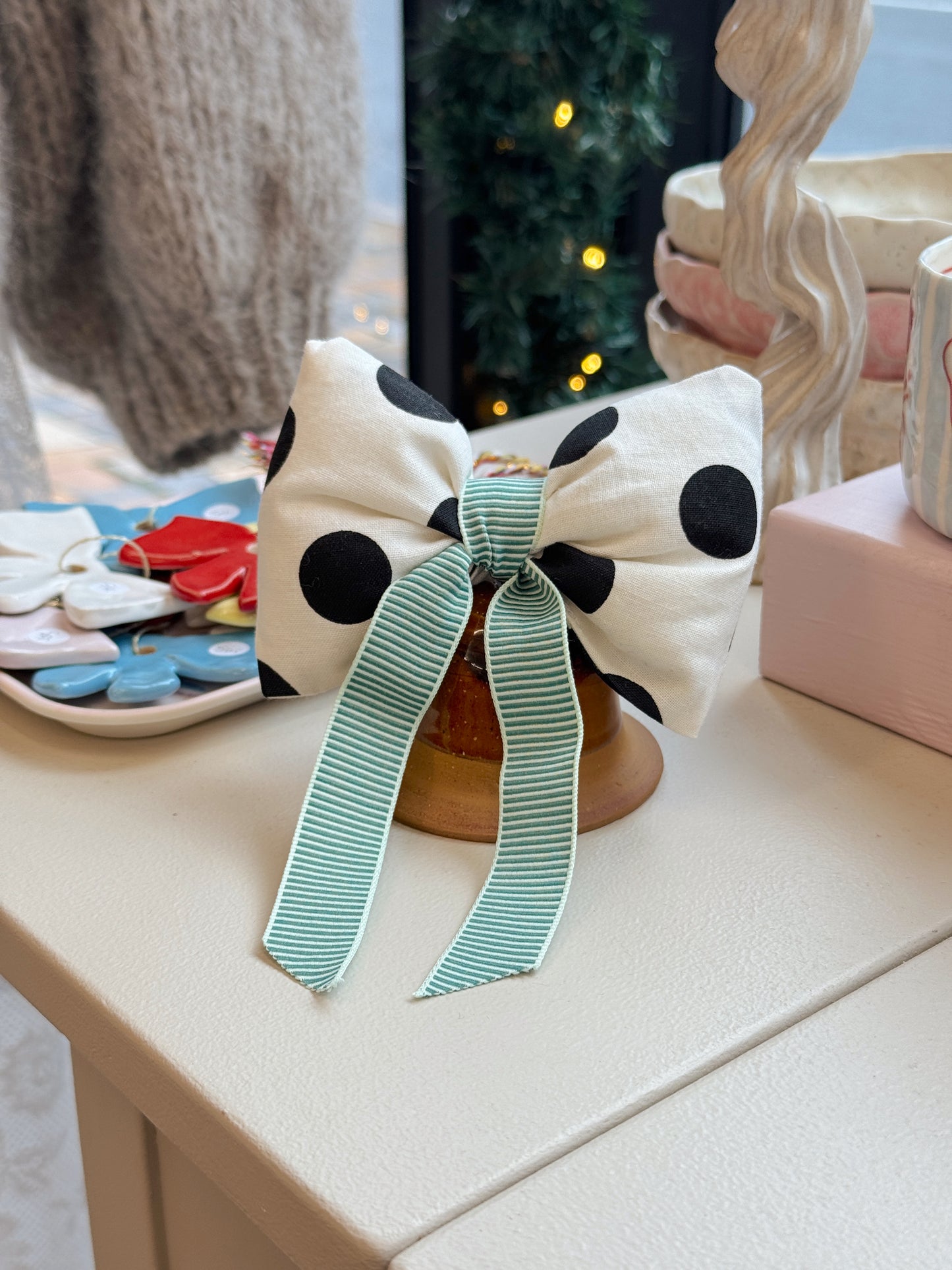 Vintage klokke med sløjfe