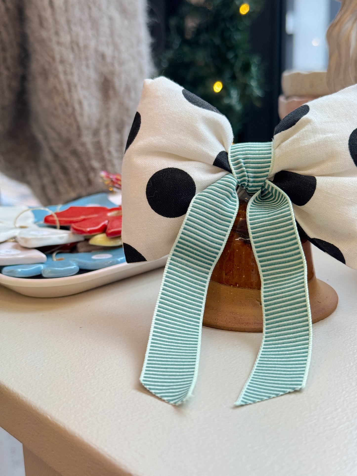 Vintage klokke med sløjfe