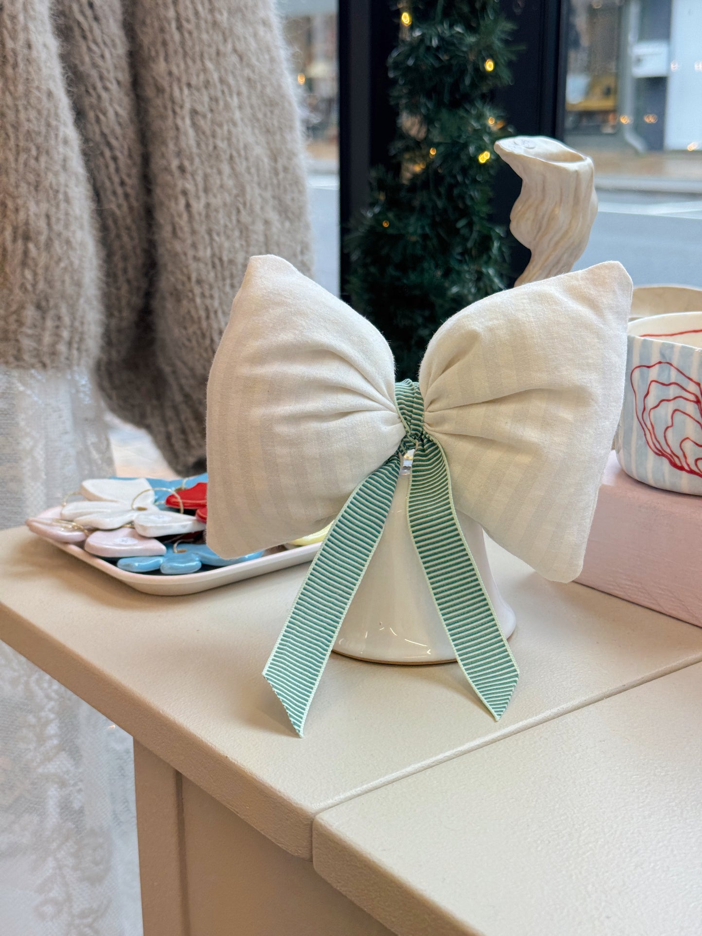 Vintage klokke med sløjfe