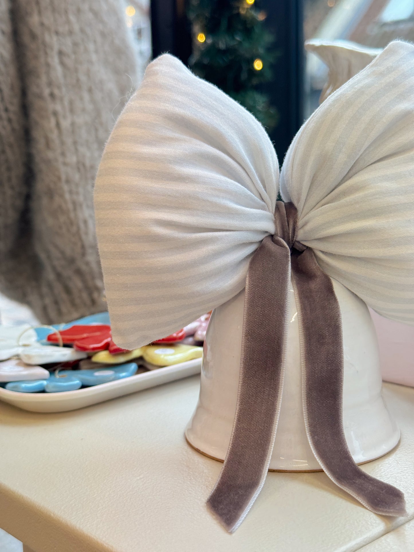 Vintage klokke med sløjfe