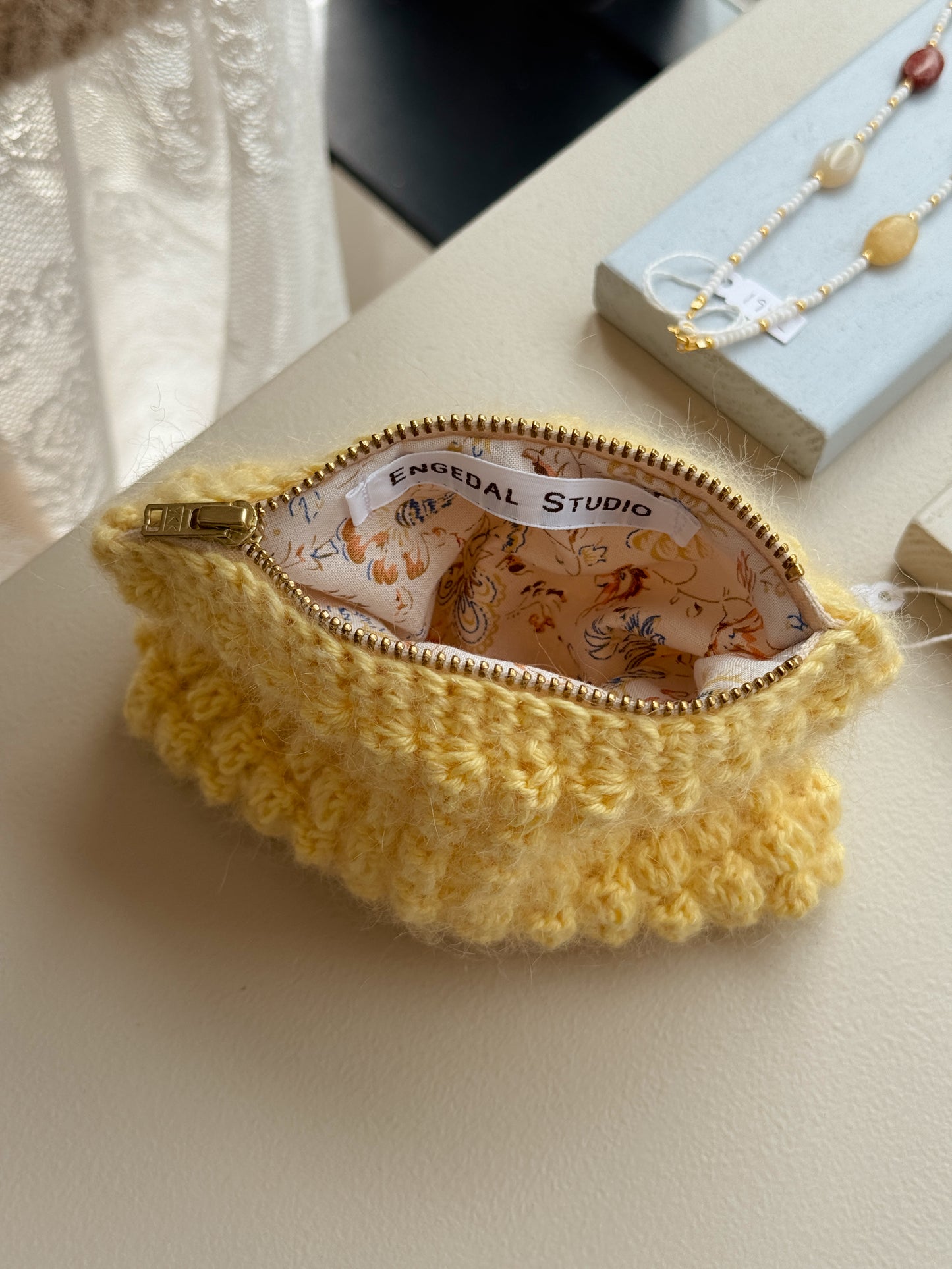 Bubble Clutch, small | Pink