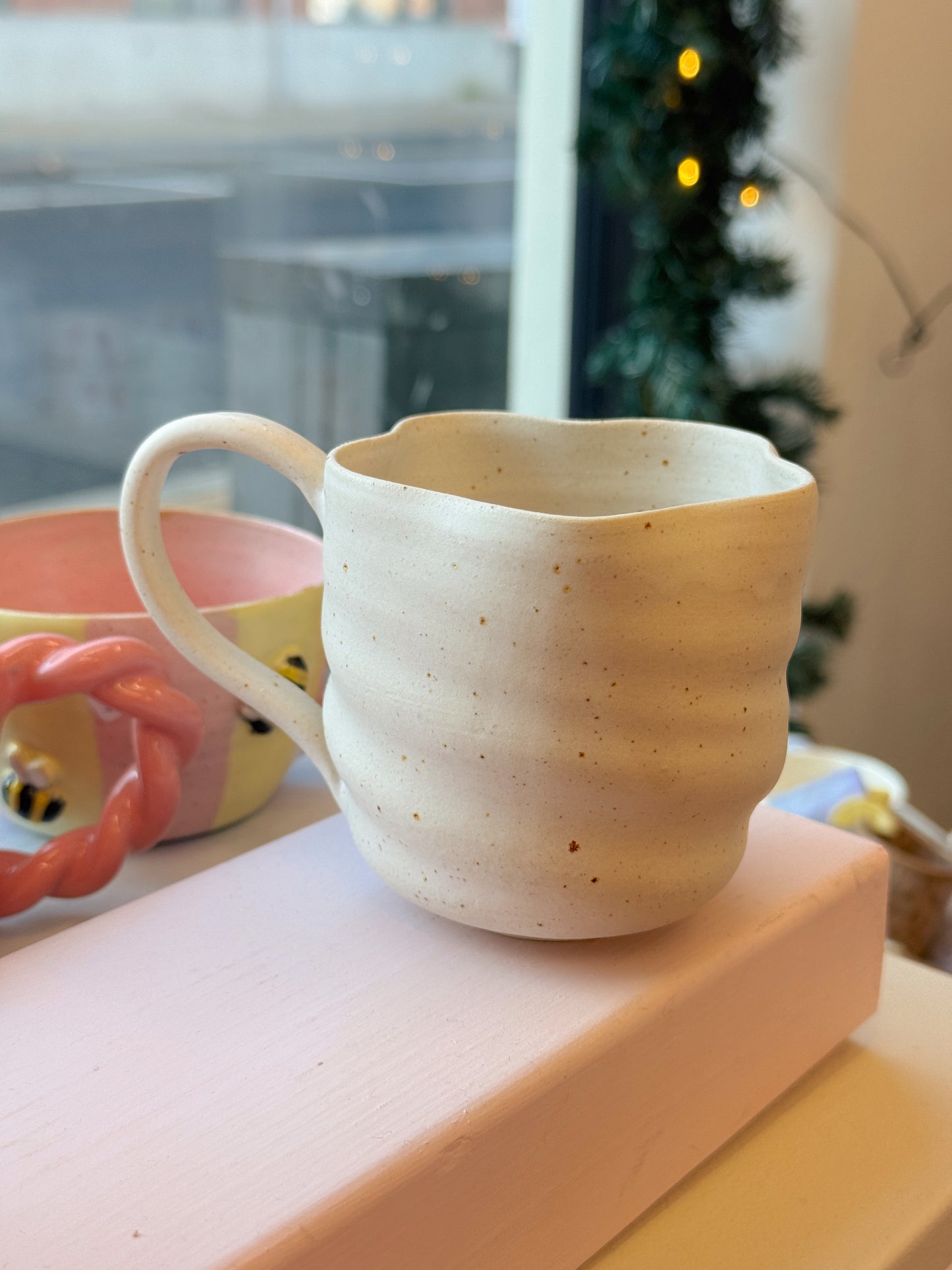 Bølgekop m. hank | Hvid