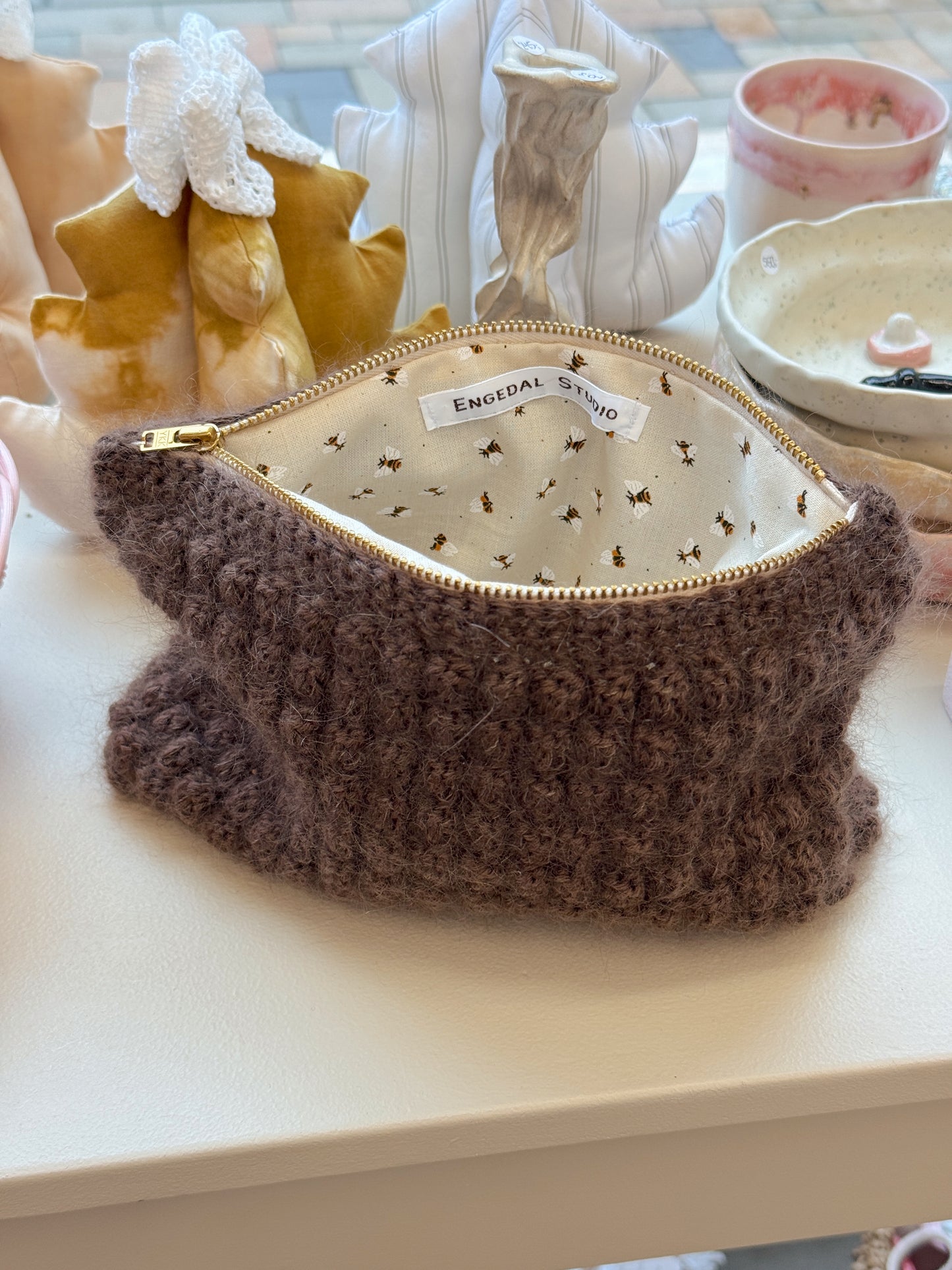 Bubble Clutch, standard | Mørk brun