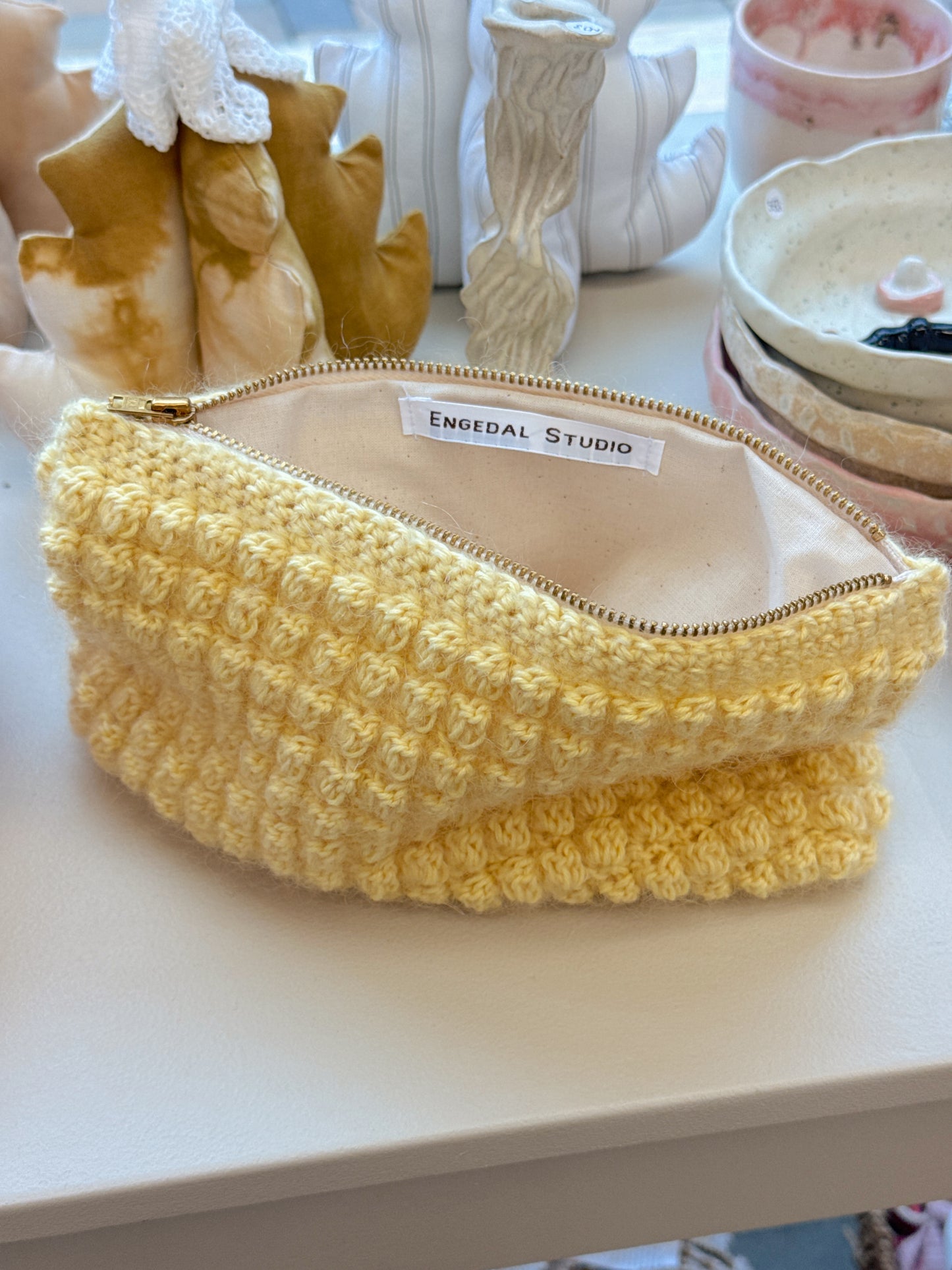 Bubble Clutch, standard | Gul