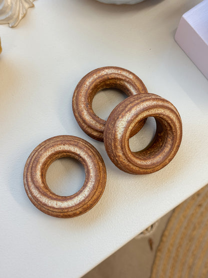 Æggedonuts | Rillet brun