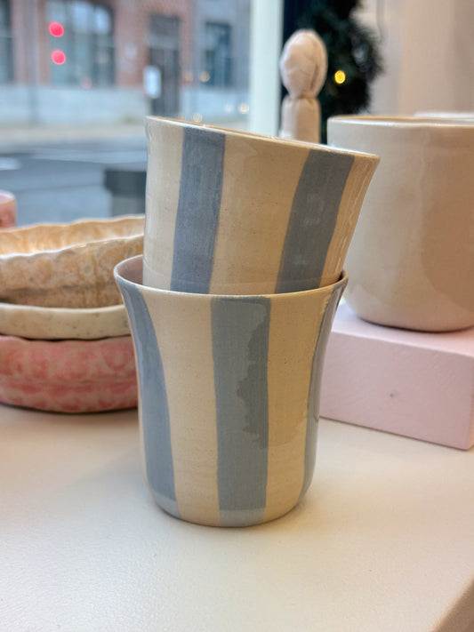 Høj kop | Blå striber