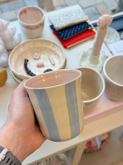 Høj kop | Blå striber