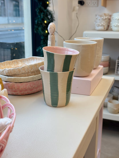 Høj kop | Grønne striber