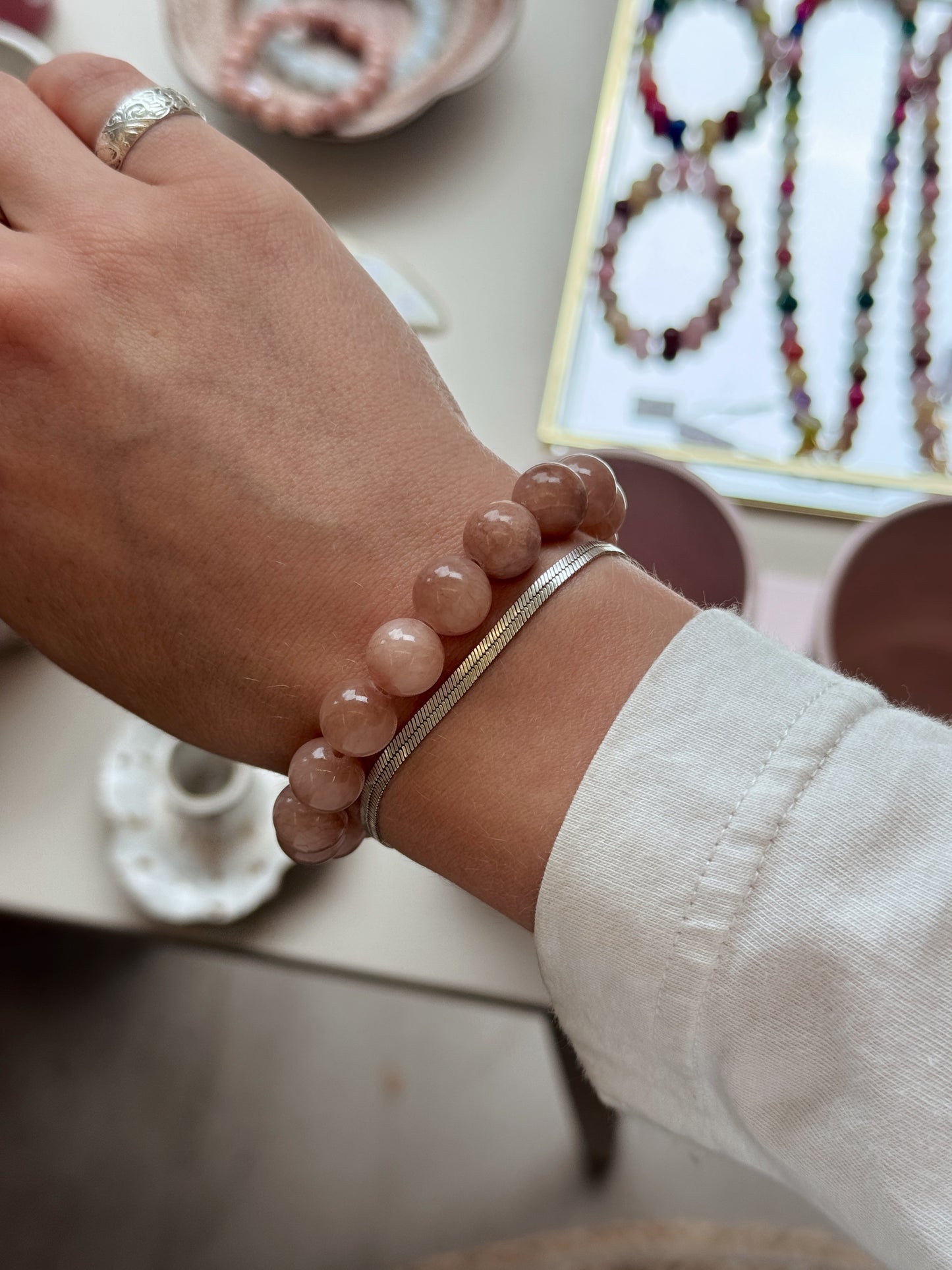 Armbånd m. natursten | Lys brun