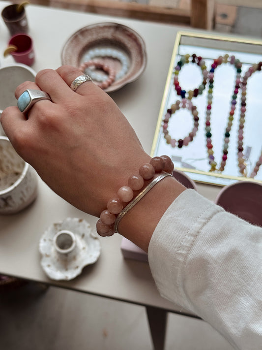 Armbånd m. natursten | Lys brun