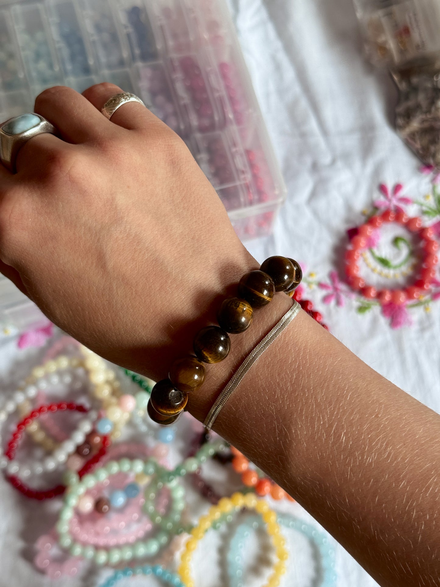 Armbånd m. natursten | Brun